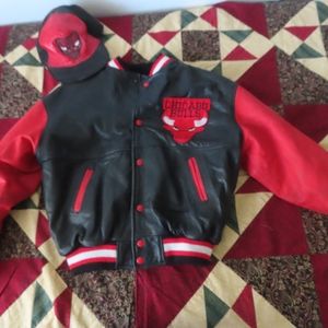 vintage youth revi quilt lined leather jacket XL w/ leather hat chicago bulls